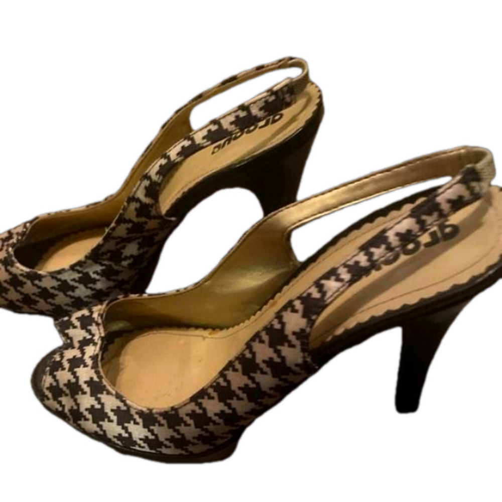 Peep Toe Heels - Picture 1 of 5
